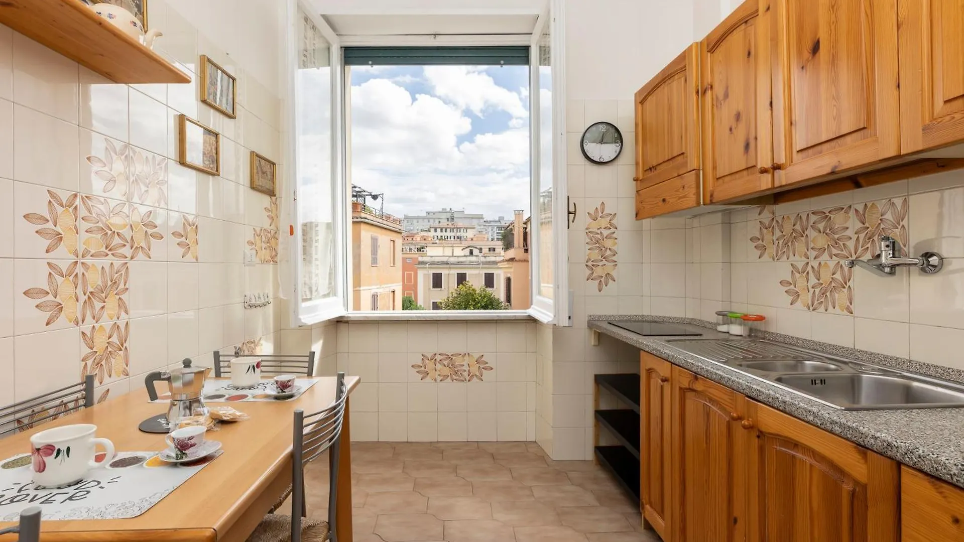 Viva Rome Apartment 0*,  Italy